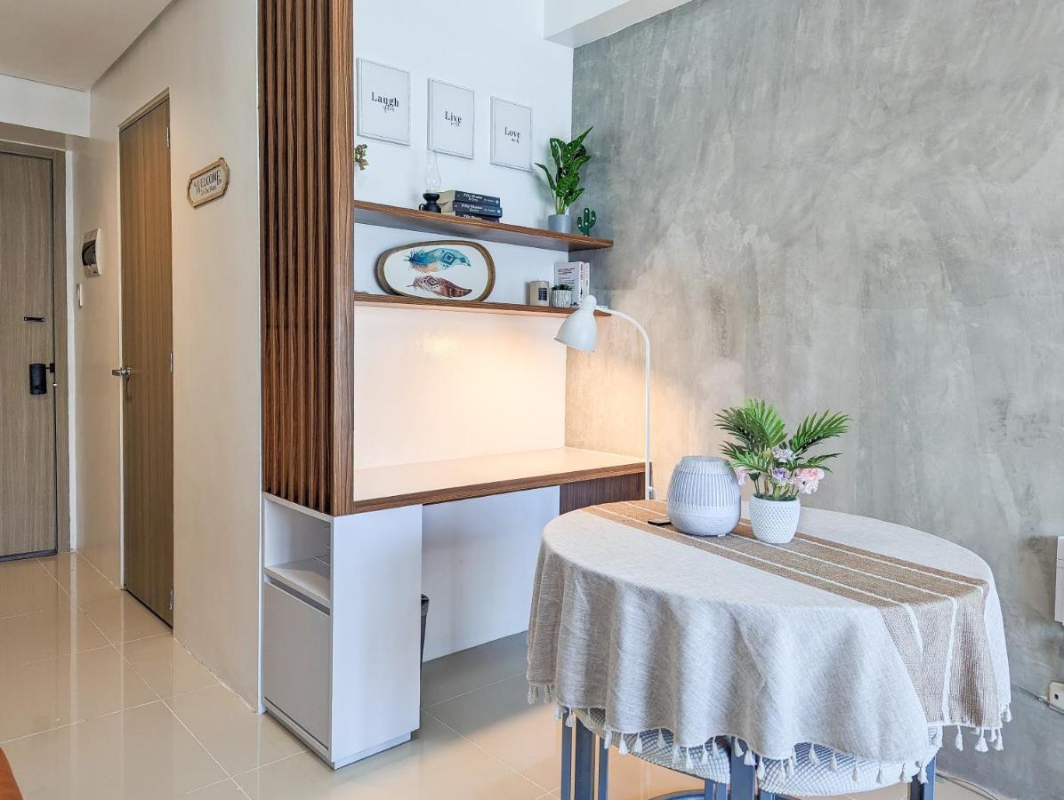 Studio Condo Manila By The Bay Roxas Blvd Near Us Embassy Exterior photo