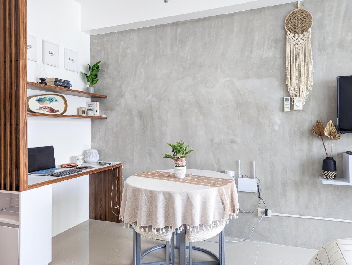 Studio Condo Manila By The Bay Roxas Blvd Near Us Embassy Exterior photo